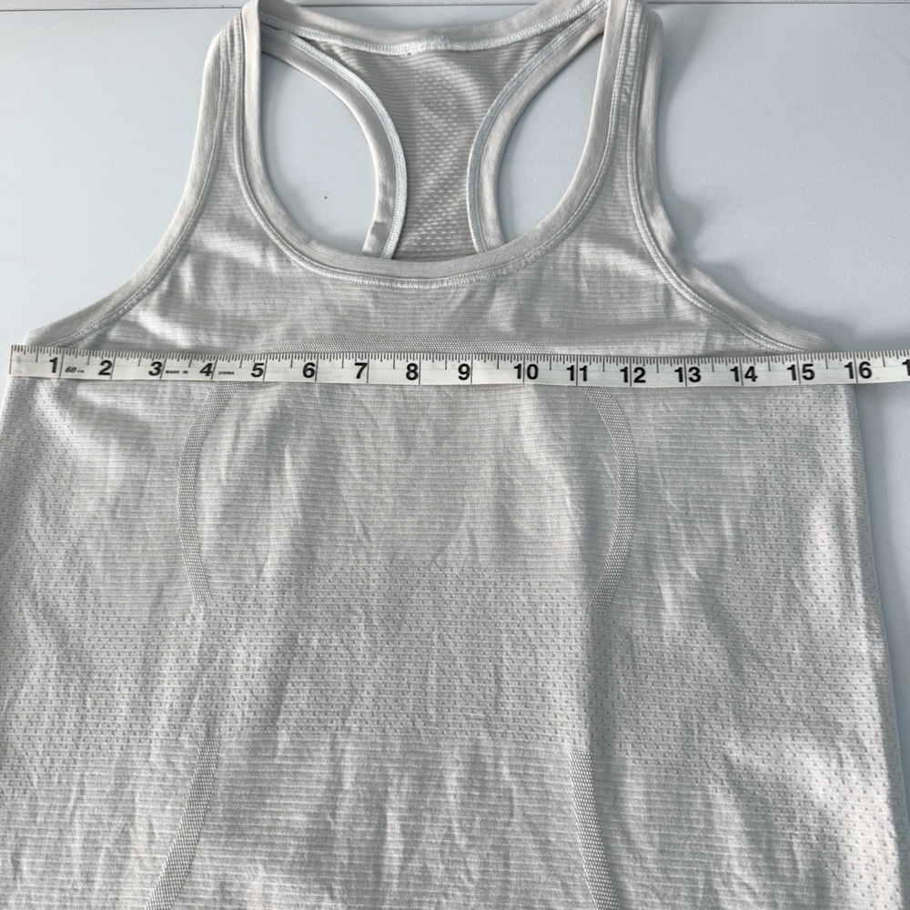 Lululemon Racerback Tank Top Women 8 workout Running Oatmeal - Picture 6 of 7
